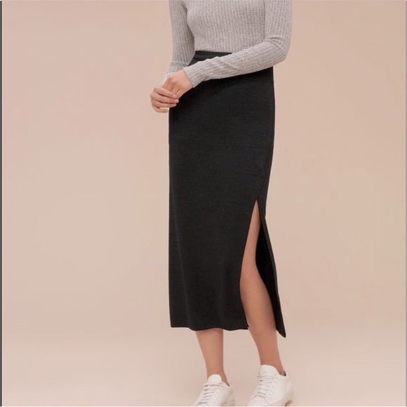 Wilfred Dresses & Skirts - Wilfred Free sz M Black Midi Skirt with slit
